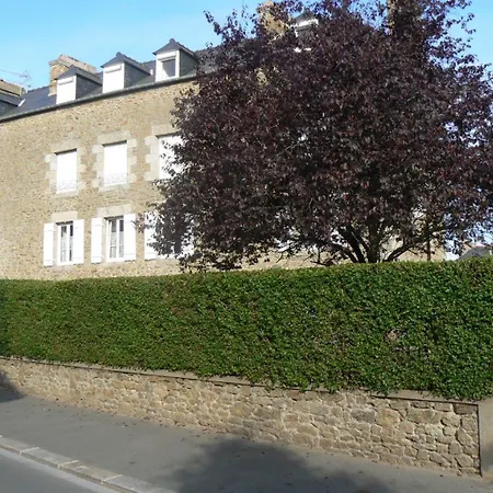 Le Petit Bleu - Appt A 5M De La Plage Dinard Exterior foto